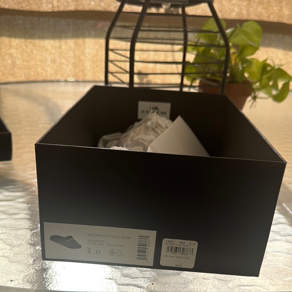 Coach Men's Camouflage Leatherware Slides - Picture 7 of 7